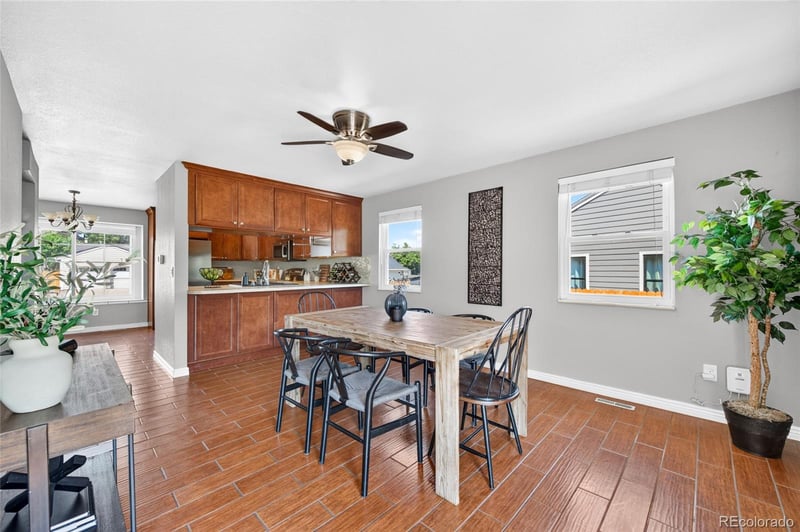 18313 E Crestline Cir, Centennial, CO 80015