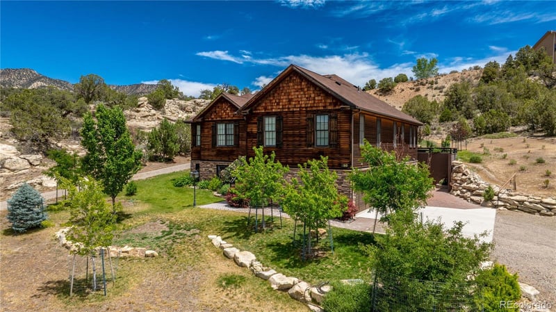 350 Cedar Hills Rd, Silt, CO 81652