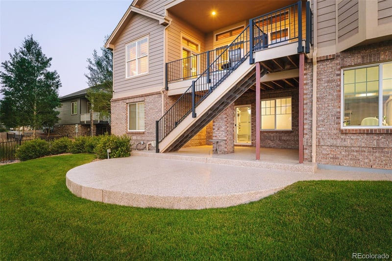 27033 E Mineral Dr, Aurora, CO 80016