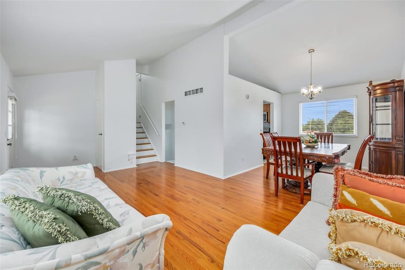 14975 E Radcliff Dr, Aurora, CO 80015