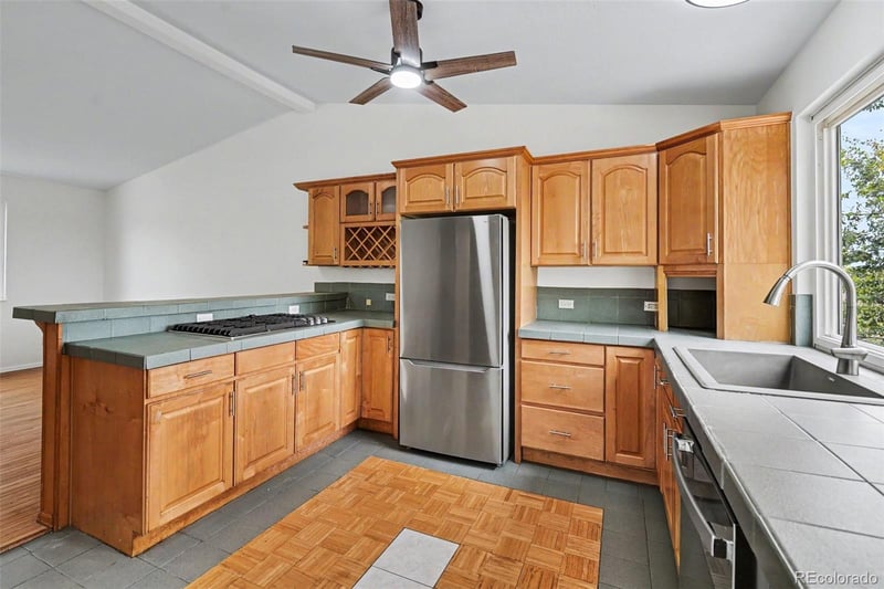4227 S Uravan St, Aurora, CO 80013