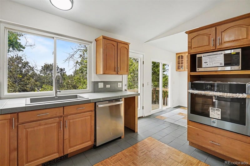 4227 S Uravan St, Aurora, CO 80013