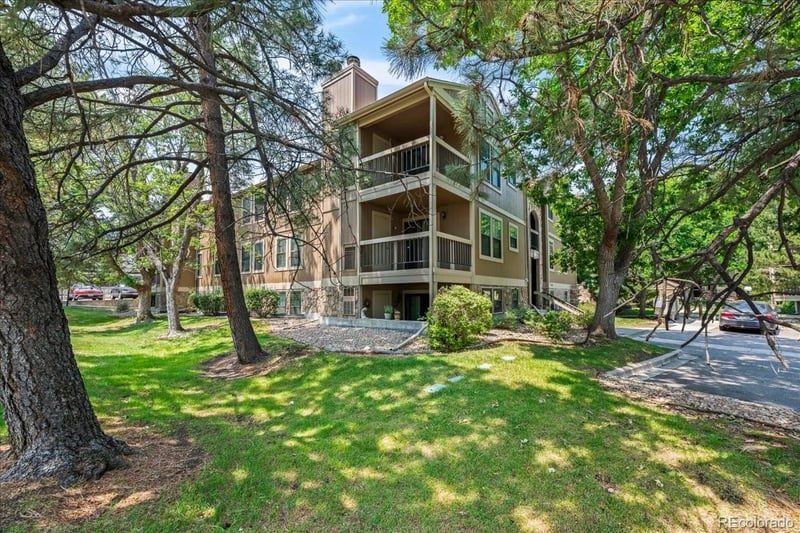 10910 W Florida Ave #523, Lakewood, CO 80232
