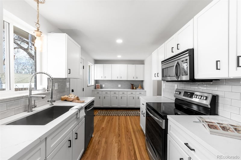 7625 W 23rd Pl, Lakewood, CO 80214