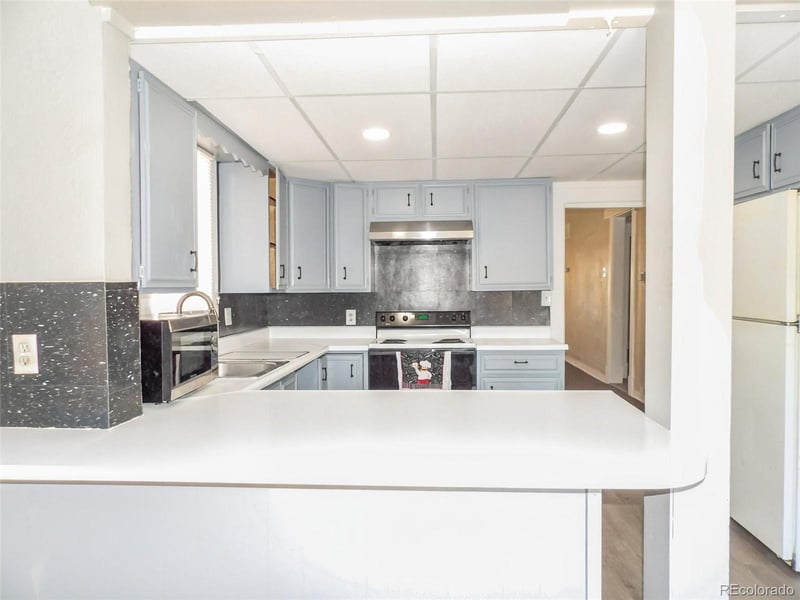 908 E 9th St, Pueblo, CO 81001