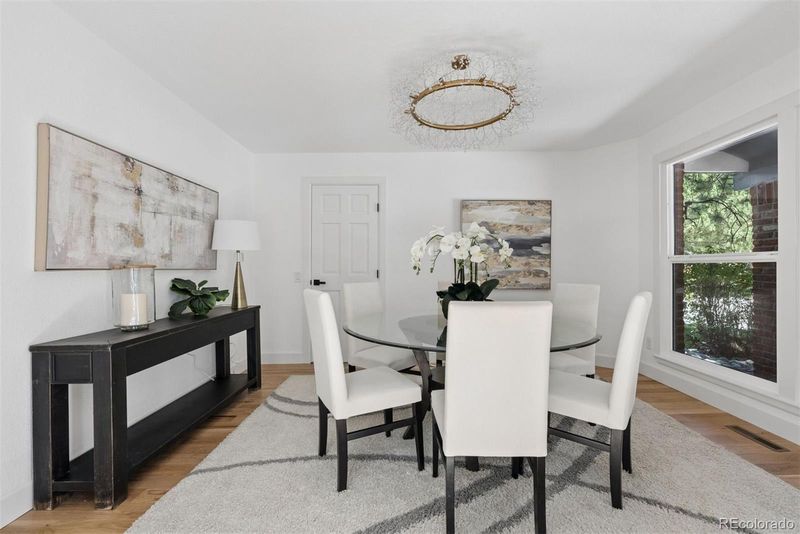 16526 E Alamo Pl, Centennial, CO 80015