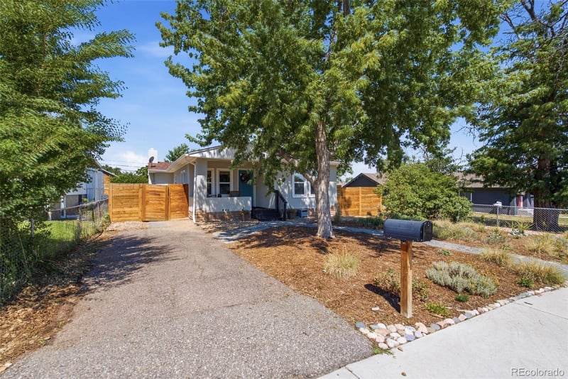 5305 Meade St, Denver, CO 80221
