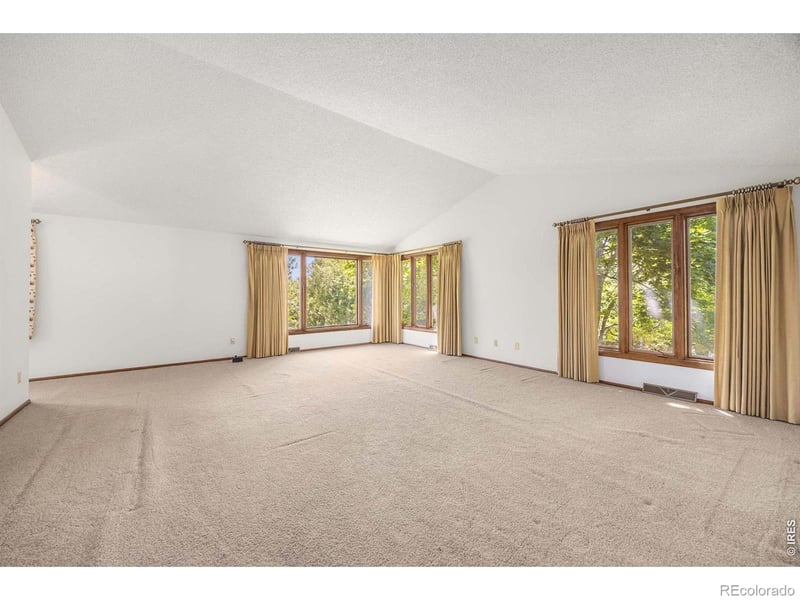 1229 Gateway Dr, Loveland, CO 80537