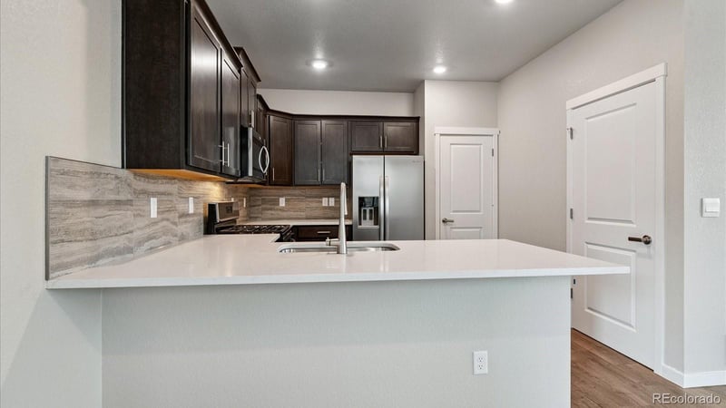 687 N Ukraine St, Aurora, CO 80018