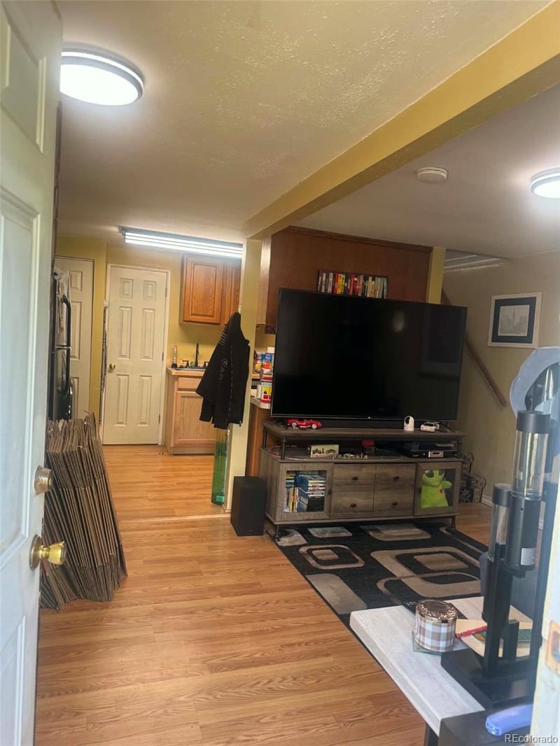 4564 Newton St, Denver, CO 80211