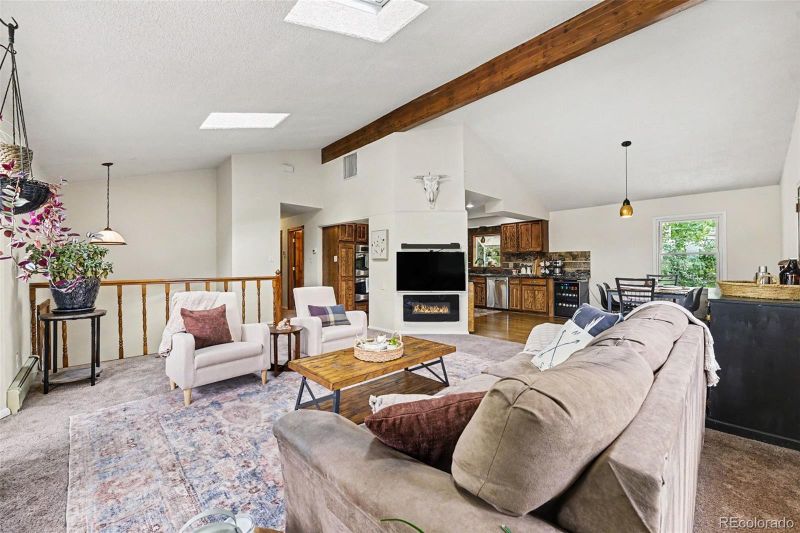 8789 W 68th Ave, Arvada, CO 80004