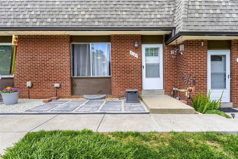 7187 S Webster St, Littleton, CO 80128
