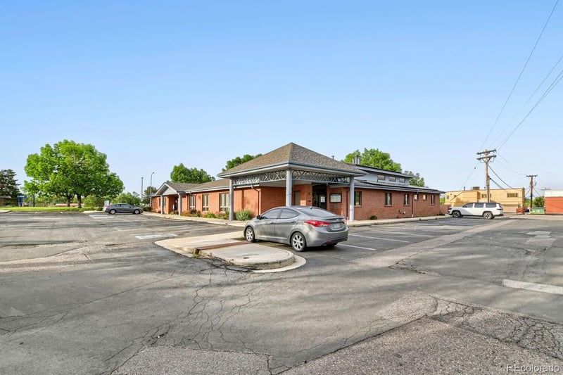 1420 W Midway Blvd, Broomfield, CO 80020