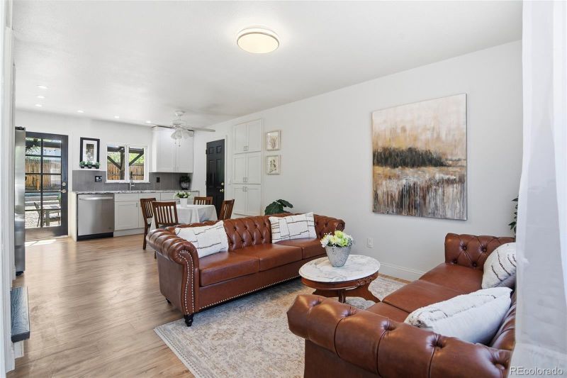 1830 S Mobile St, Aurora, CO 80017