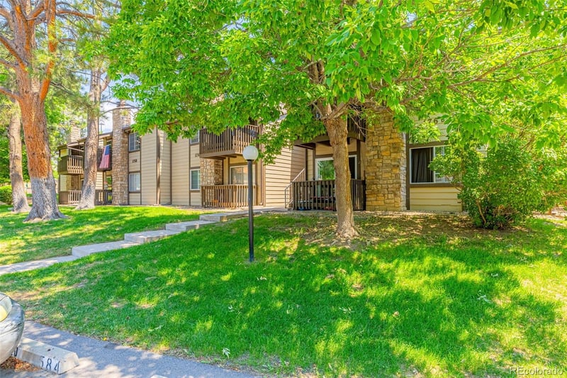1760 S Pitkin Cir #B, Aurora, CO 80017