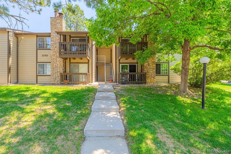1760 S Pitkin Cir #B, Aurora, CO 80017