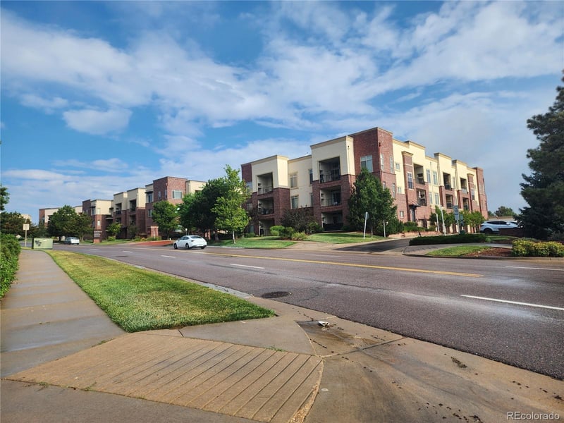 301 Inverness Way #307, Englewood, CO 80112