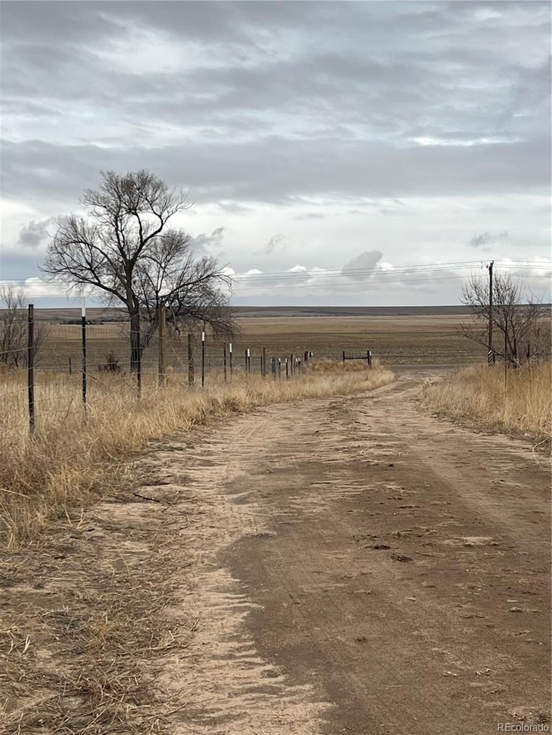 2101 Behrens Rd, Byers, CO 80103