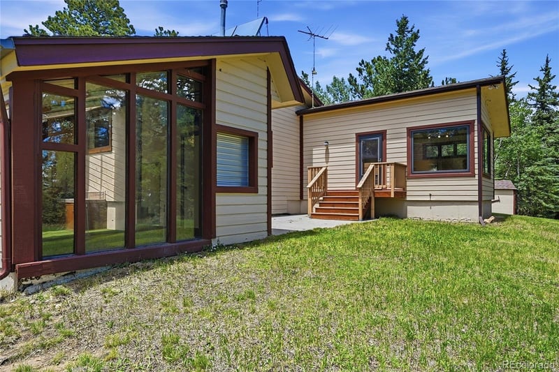 90 Rose Hip Ln, Evergreen, CO 80439