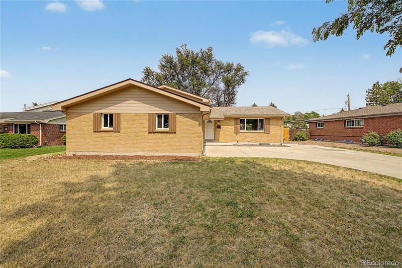 328 Troy St, Aurora, CO 80011