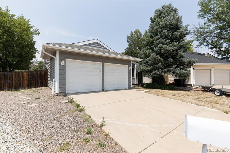 4051 E 126th Pl, Thornton, CO 80241