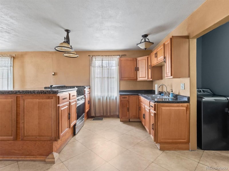 255 Knox Ct, Denver, CO 80219