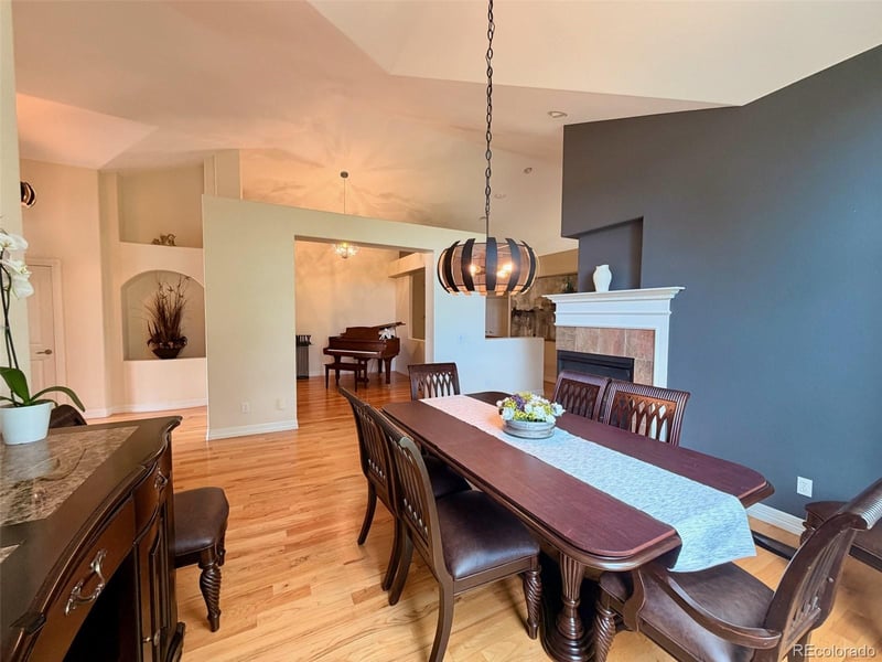 26804 E Mineral Dr, Aurora, CO 80016