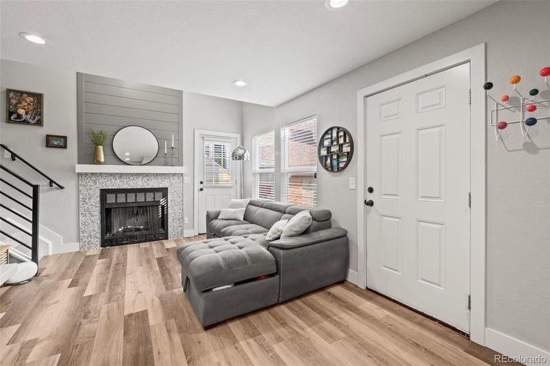 932 S Dearborn Way #11, Aurora, CO 80012