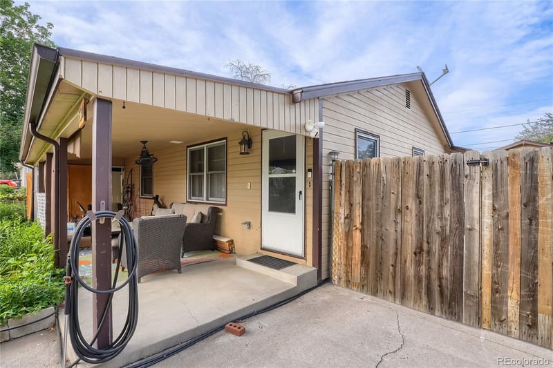 1540 S Wolcott Ct, Denver, CO 80219
