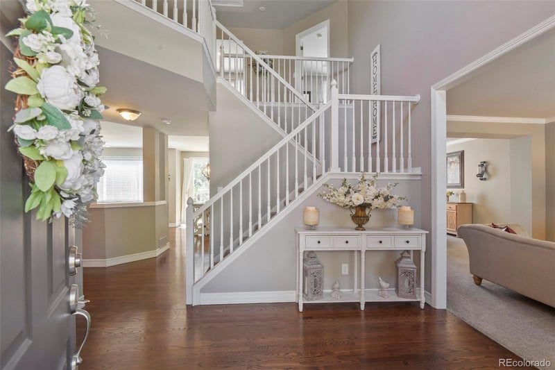 9917 Hawthorne St, Highlands Ranch, CO 80126