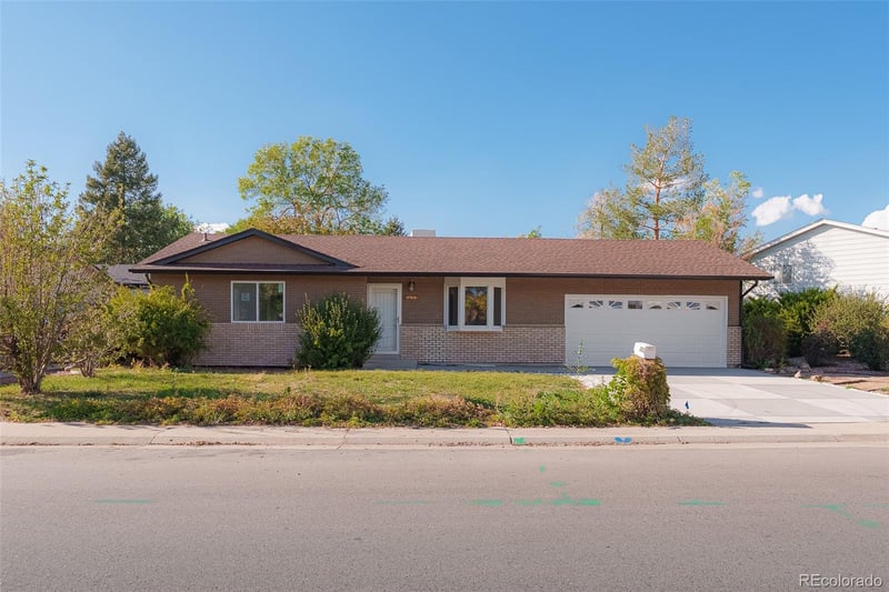 745 Mobile St, Aurora, CO 80011