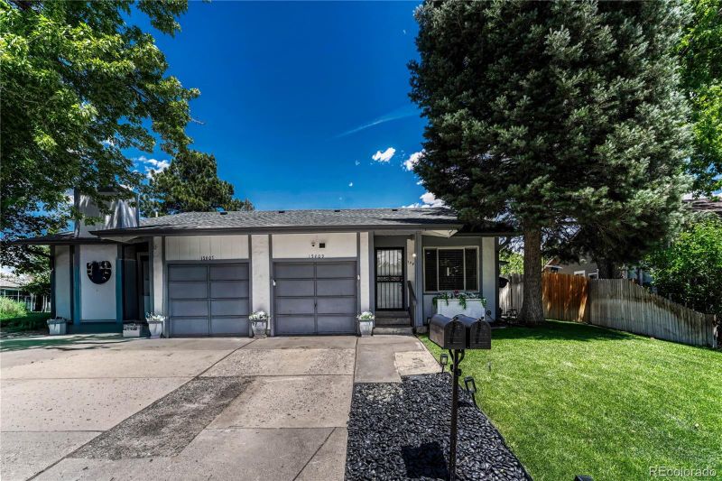 15409 E Oberlin Pl, Aurora, CO 80013