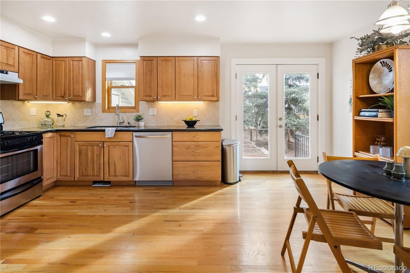 380-390 County Rd, Louisville, CO 80027