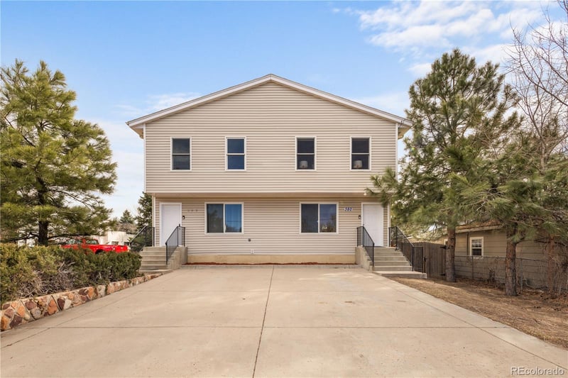 380-390 County Rd, Louisville, CO 80027