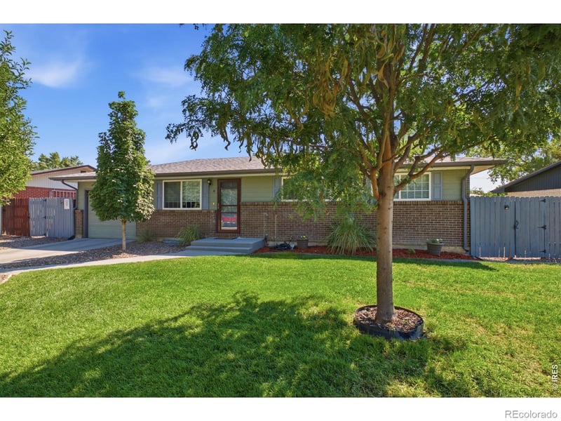 4 S Gay Dr, Longmont, CO 80501