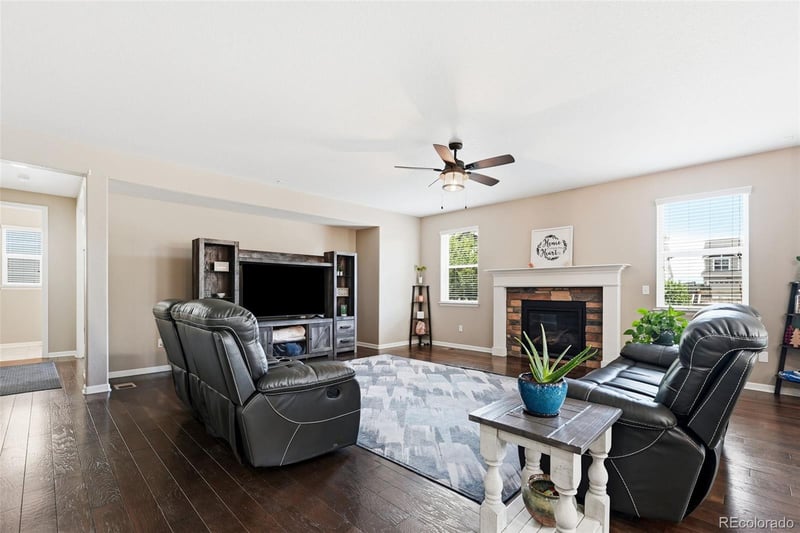 3677 Schuman Pl, Mead, CO 80542