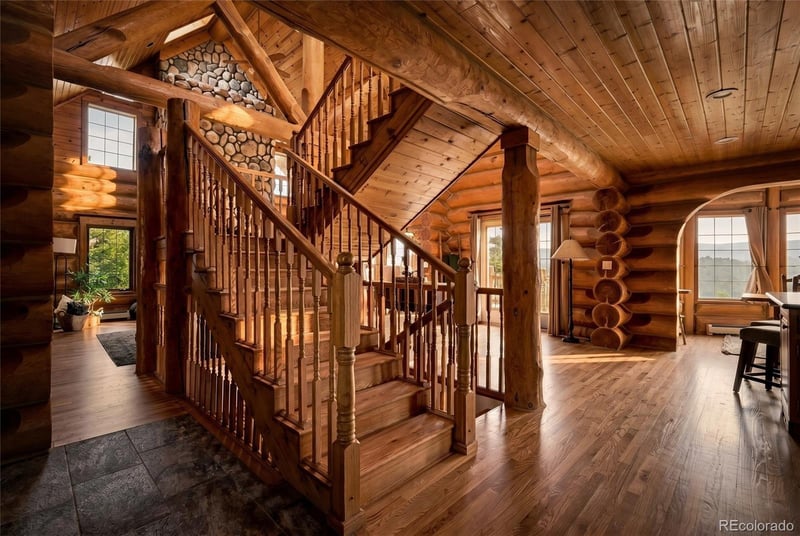 13891 Quaking Aspen Ln, Larkspur, CO 80118