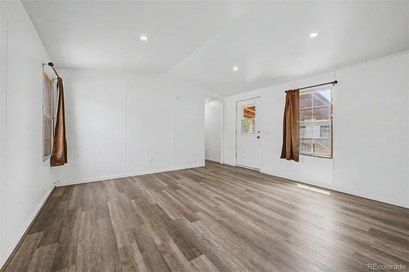 1616 E 78th Ave, Denver, CO 80229