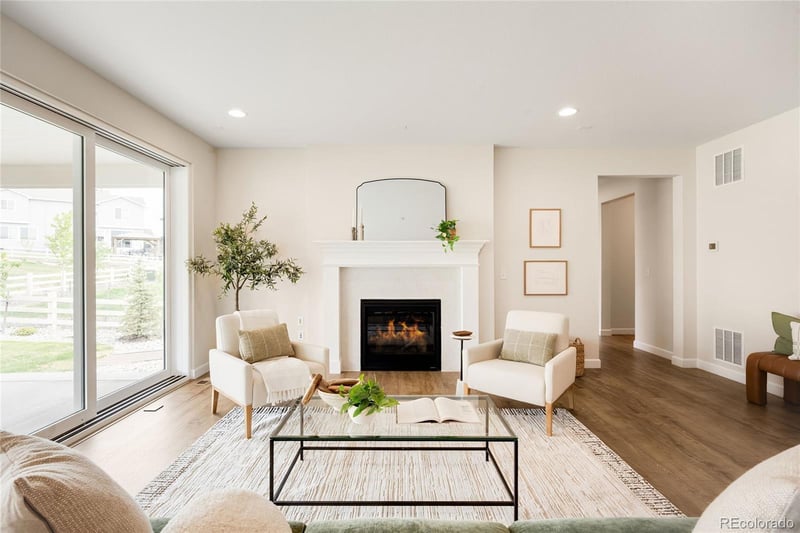 7110 S White Crow Way, Aurora, CO 80016