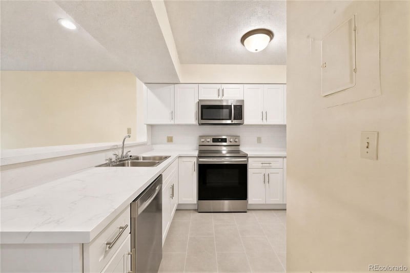 13950 E Oxford Pl #A210, Aurora, CO 80014