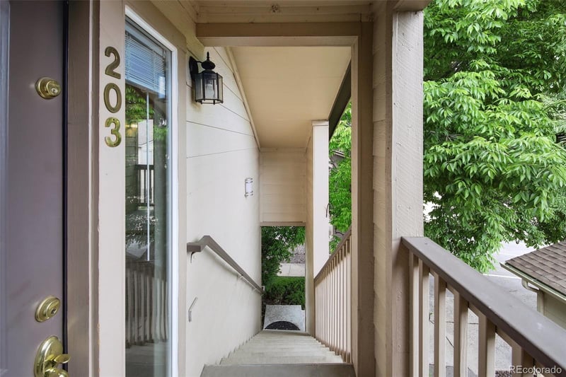 8775 W Berry Ave #203, Littleton, CO 80123