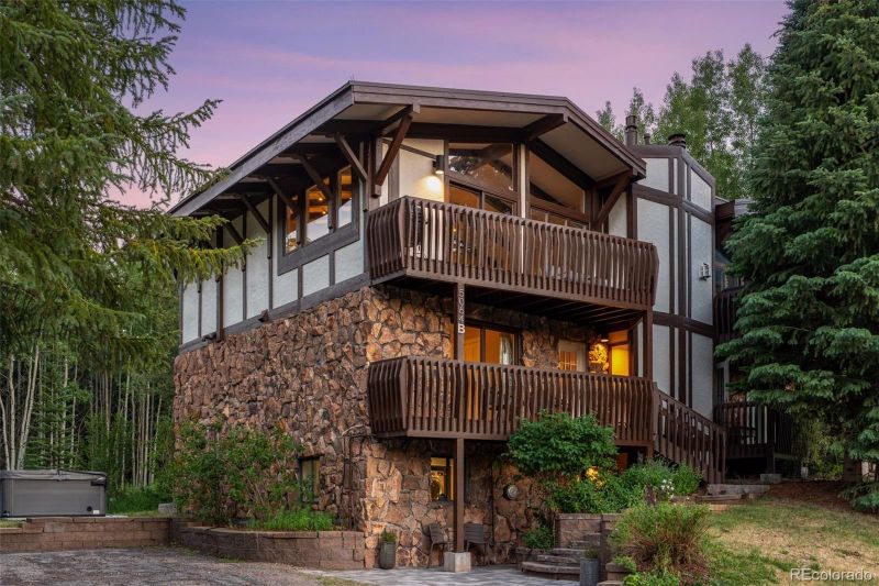 5064 Black Gore Dr #B, Vail, CO 81657