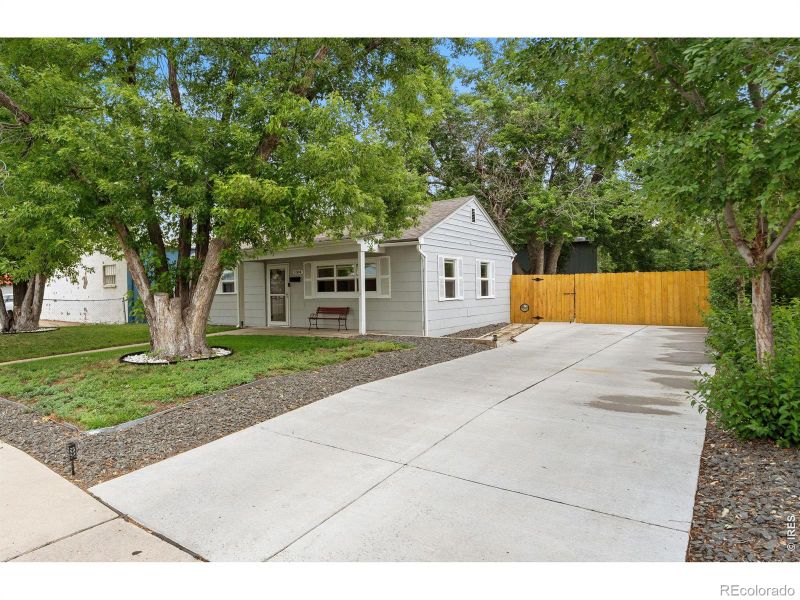 1004 33rd Ave, Greeley, CO 80634