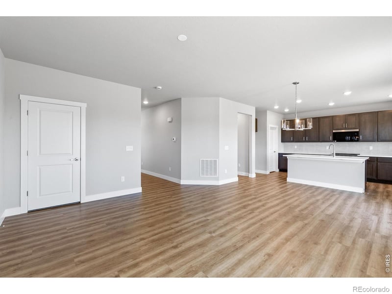 653 Muturu Rd, Johnstown, CO 80534