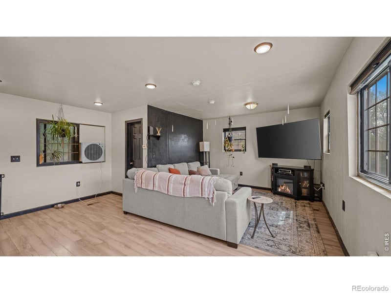 740 Depew St, Lakewood, CO 80214
