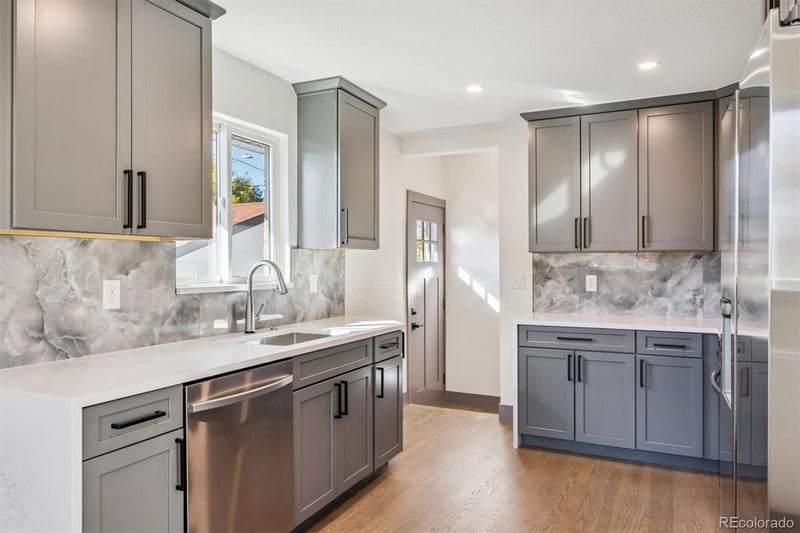 3325 Poplar St #3325, Denver, CO 80207
