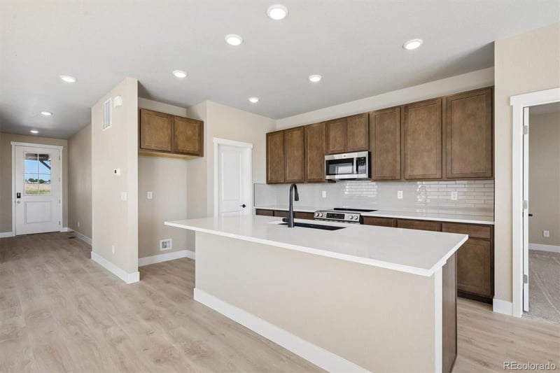 2130 Silverado Ln, Fort Lupton, CO 80621