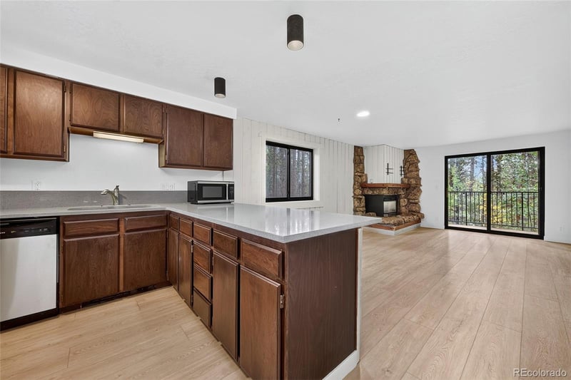 214 Gcr 702/village Dr #17-201, Winter Park, CO 80482