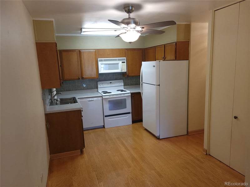 745 S Alton Way #8A, Denver, CO 80247