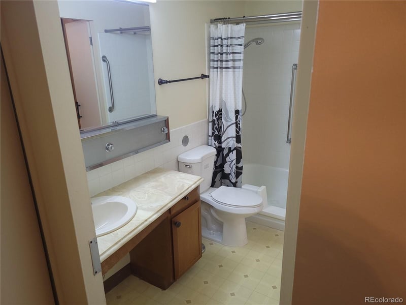 745 S Alton Way #8A, Denver, CO 80247